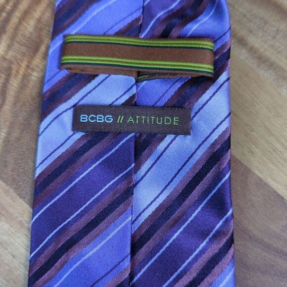 BCBG Attitude purple striped neck tie 100% silk hand made‎ Retro Y2K Preppy - Picture 2 of 4